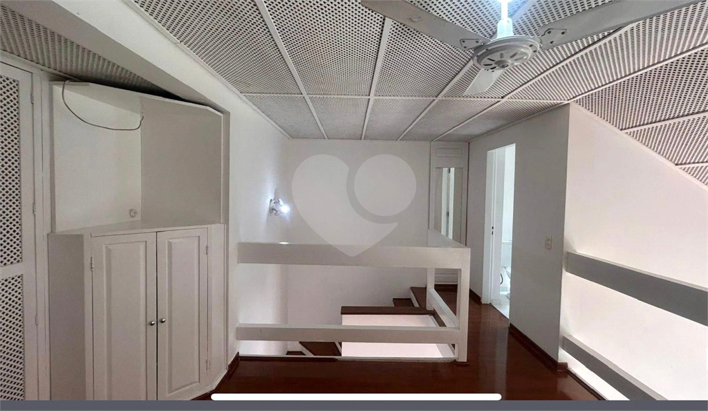 DUPLEX COM SUITE - BROOKLIN 