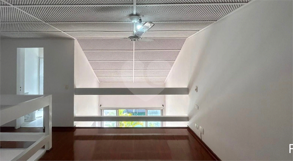 DUPLEX COM SUITE - BROOKLIN 