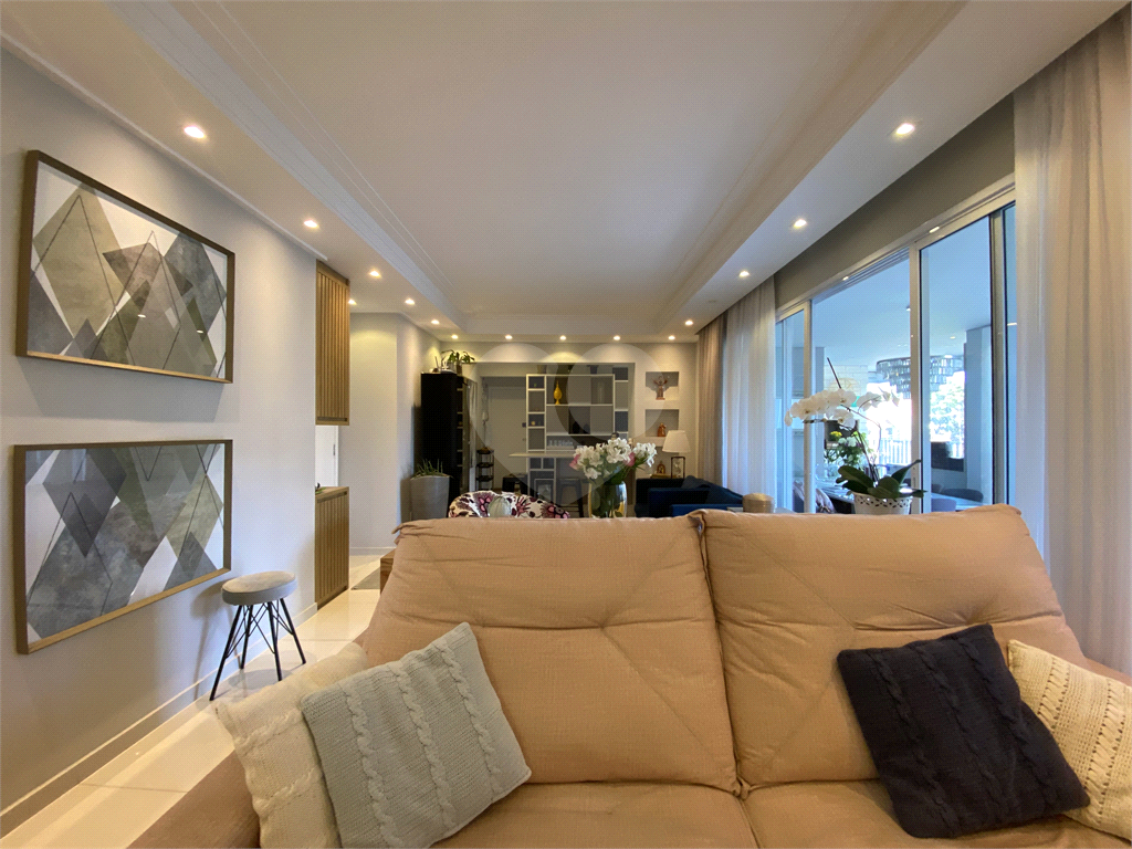 Apartamento á venda na Vila Ester