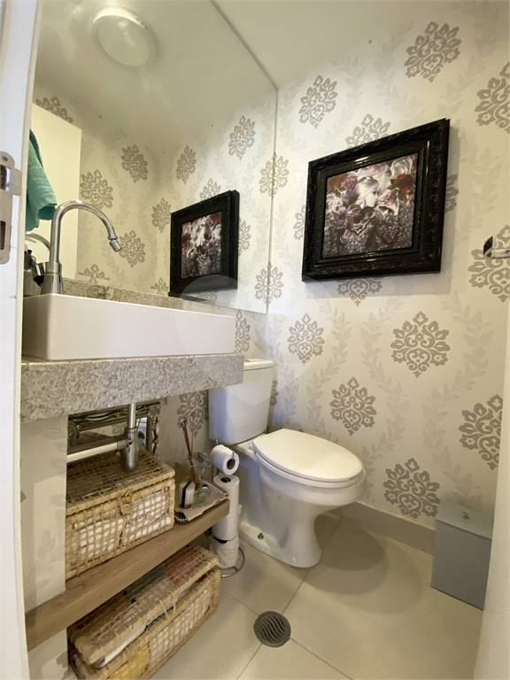 Apartamento á venda na Vila Ester