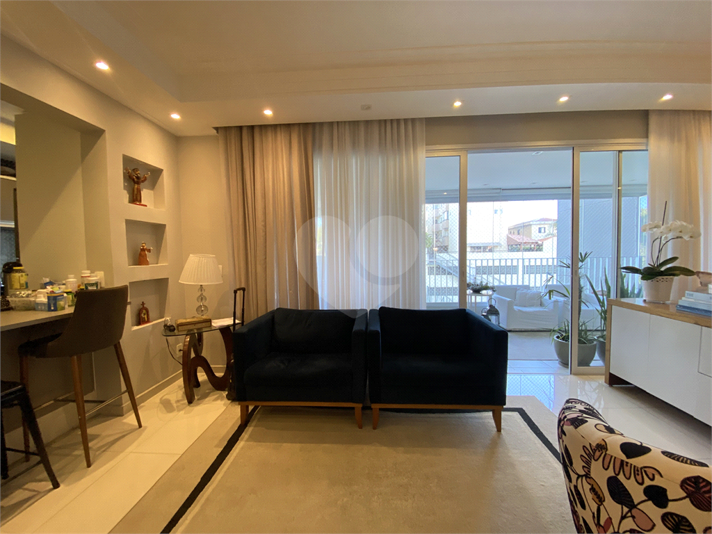 Apartamento á venda na Vila Ester
