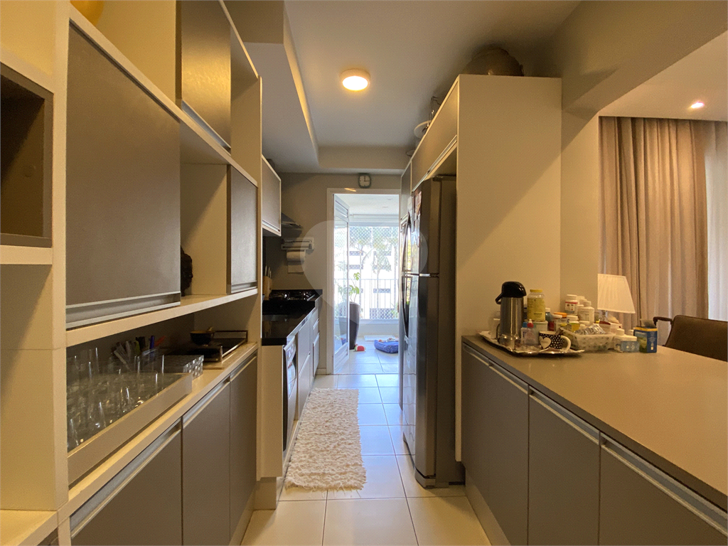 Apartamento á venda na Vila Ester
