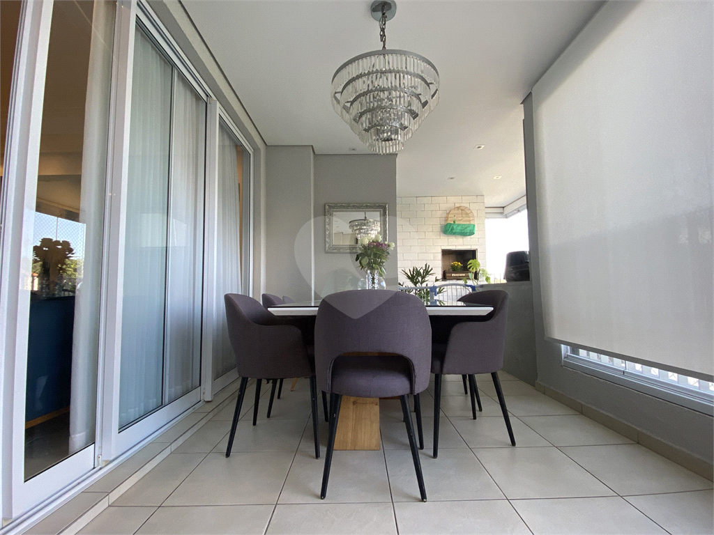 Apartamento á venda na Vila Ester
