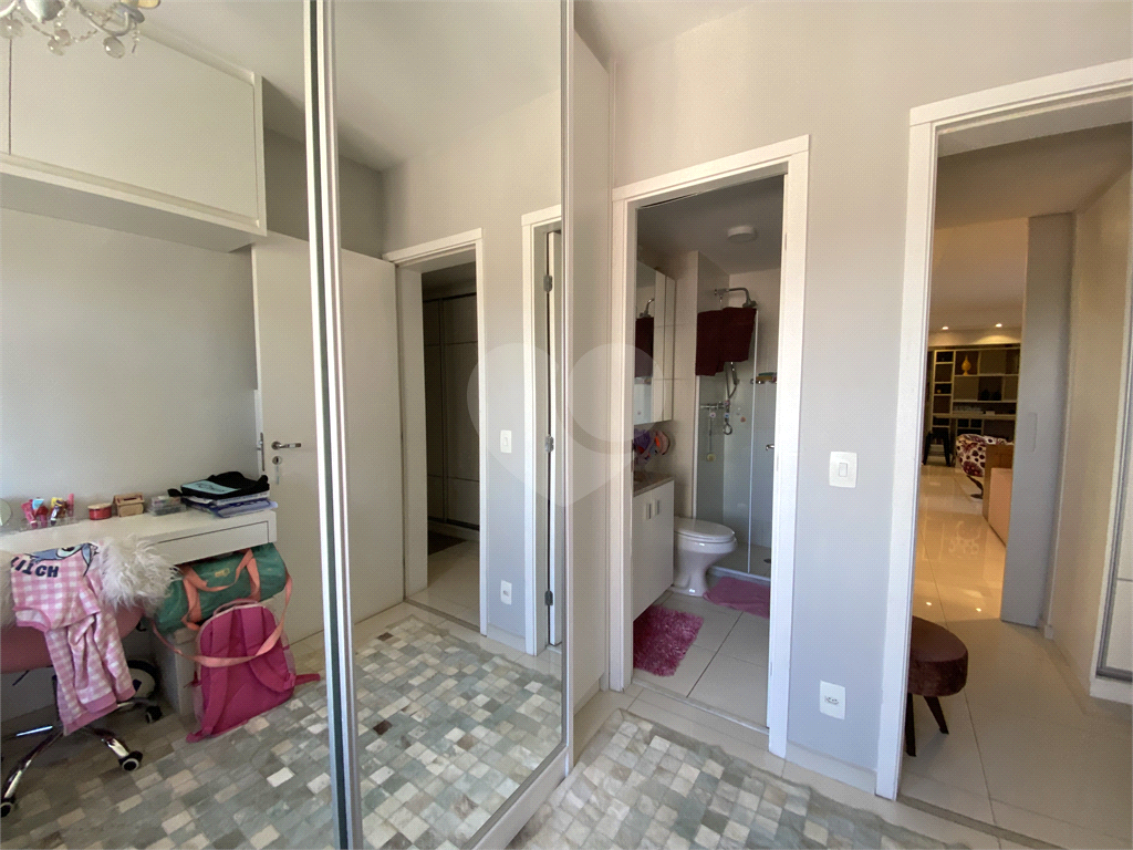 Apartamento á venda na Vila Ester