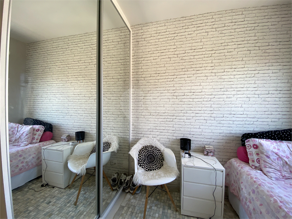 Apartamento á venda na Vila Ester