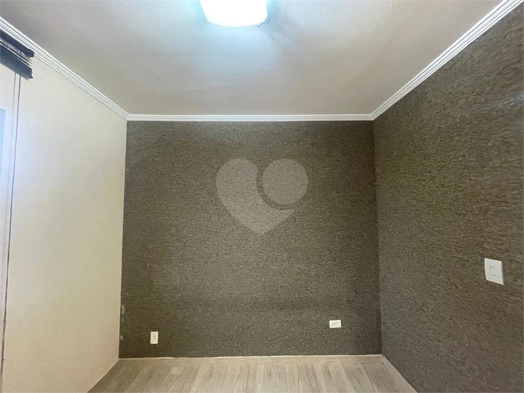 Apartamento Reformado no Eva Serson – Pronto para Morar!