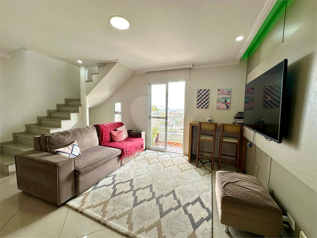 Tenha o privilégio de morar em uma cobertura dm² -3 dorm,137 mt, 02 suites, 2 vagas.