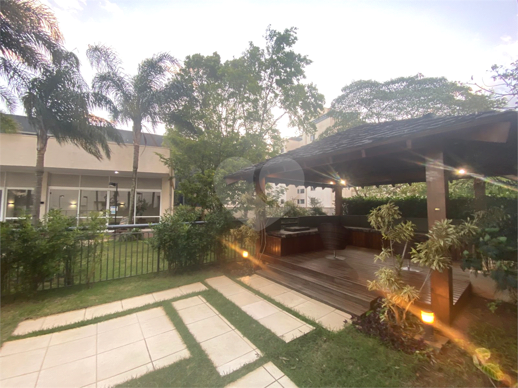 APARTAMENTO em TUCURUVI