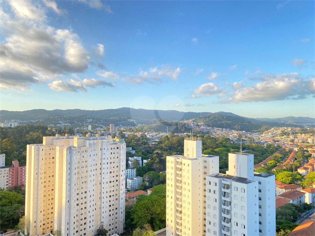APARTAMENTO em TUCURUVI