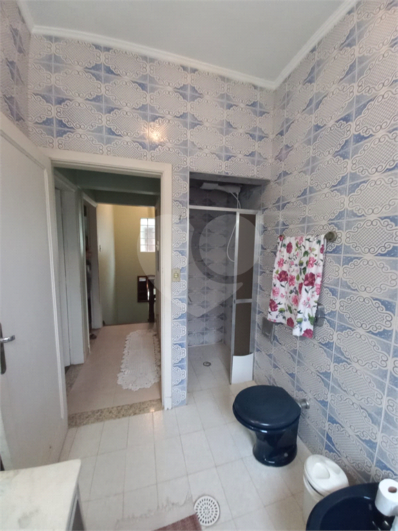 SOBRADO 03 DORMS NO BAIRRO BRANCO EM RUA TRANQUILA E AGRADAVEL - OTIMO PREÇO