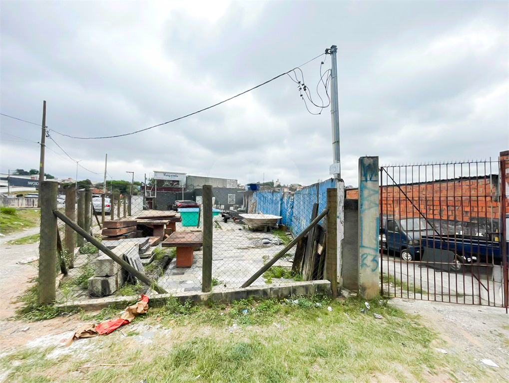 Galpão - Jardim Maria Luiza - 270 m² - 10 Vagas - Locação / Aluguel