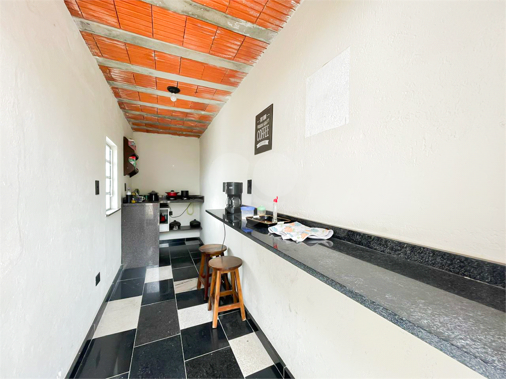 Galpão - Jardim Maria Luiza - 270 m² - 10 Vagas - Locação / Aluguel