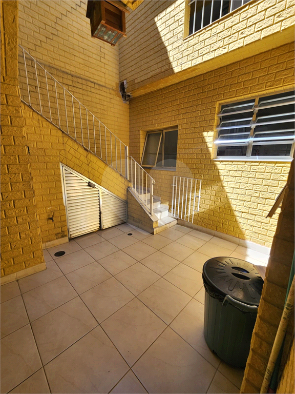 Sobrado no Jardim França - Zona Norte de São Paulo com 150 m², 3 dormitórios (1 suíte), 2 vagas. Localização privilegiada.