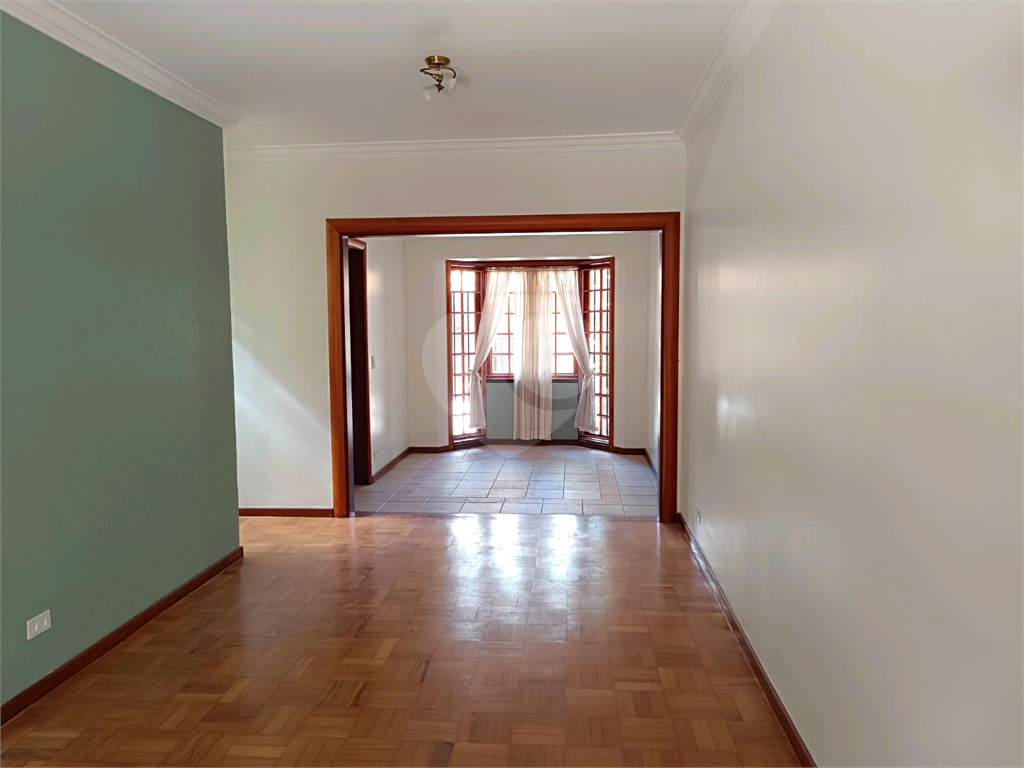 Casa para Alugar em Pinheiros com3 quartos e 2 vagas