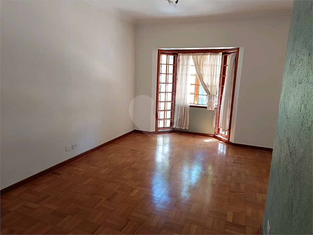 Casa para Alugar em Pinheiros com3 quartos e 2 vagas