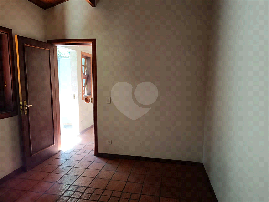 Casa para Alugar em Pinheiros com3 quartos e 2 vagas