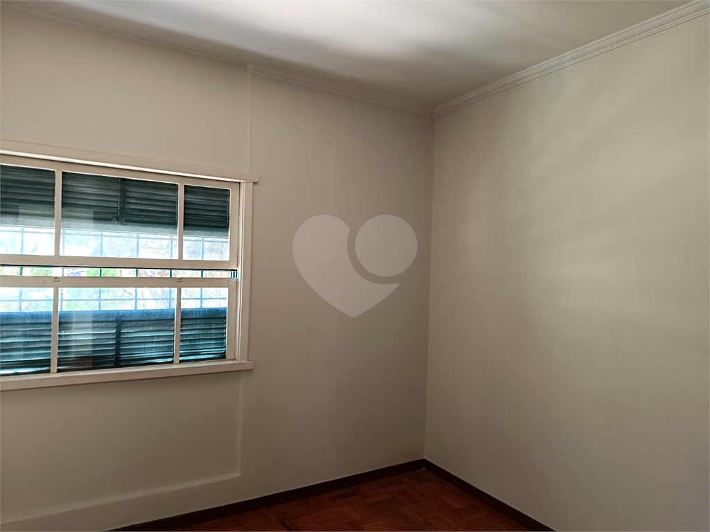 Casa para Alugar em Pinheiros com3 quartos e 2 vagas