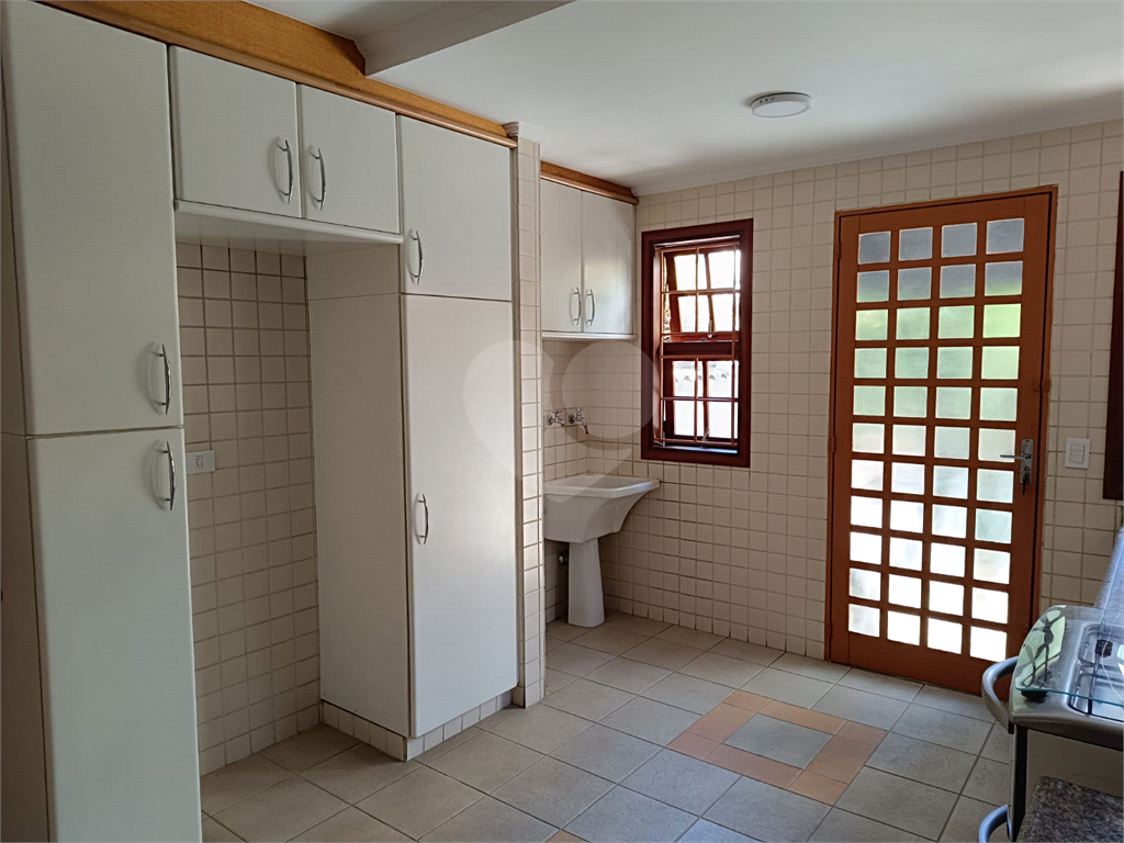 Casa para Alugar em Pinheiros com3 quartos e 2 vagas