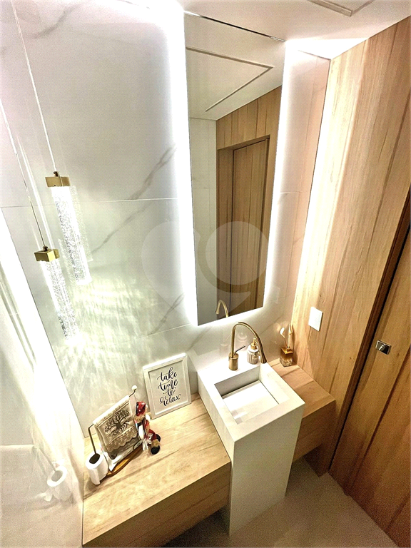 Apartamento em Perdizes com 2 suites e 2 vagas
