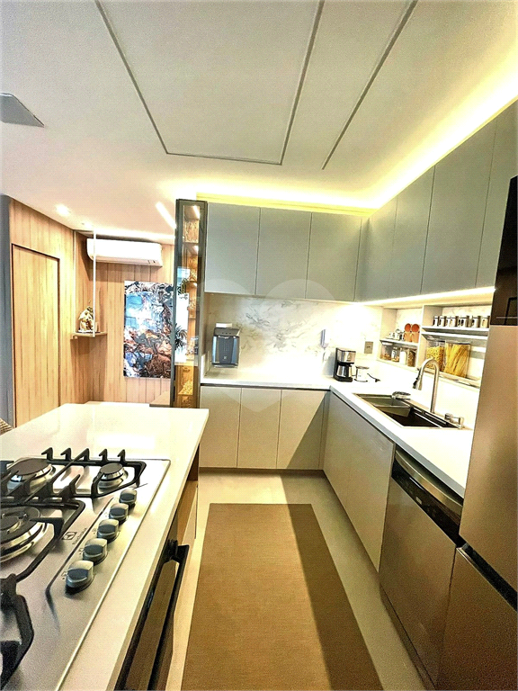 Apartamento em Perdizes com 2 suites e 2 vagas