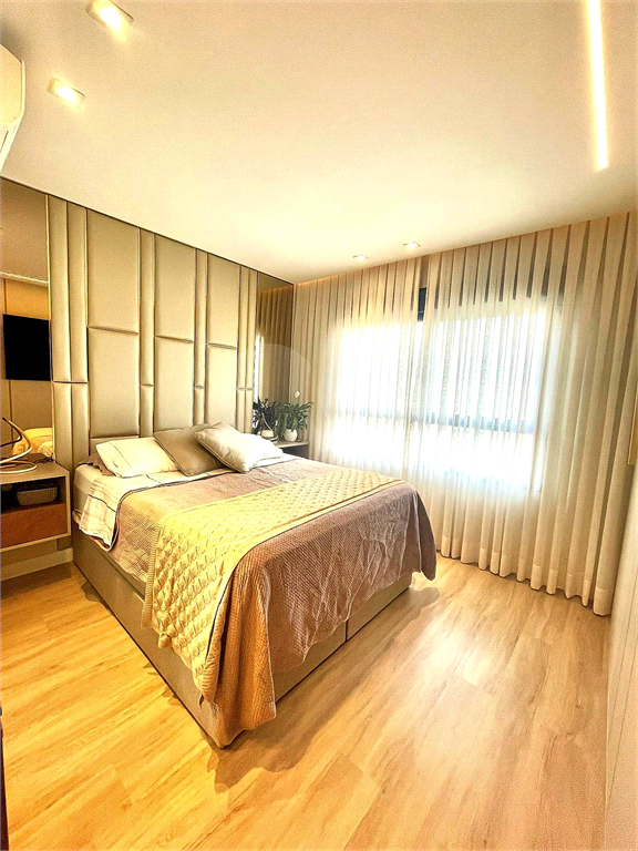 Apartamento em Perdizes com 2 suites e 2 vagas