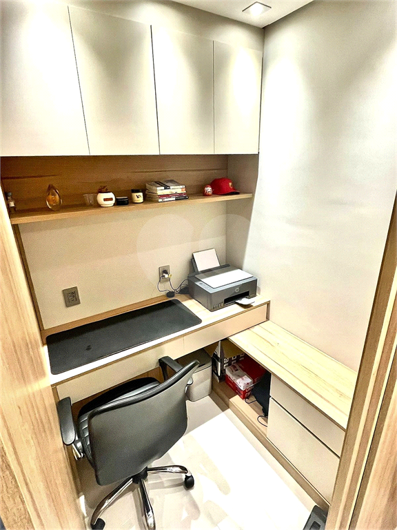 Apartamento em Perdizes com 2 suites e 2 vagas