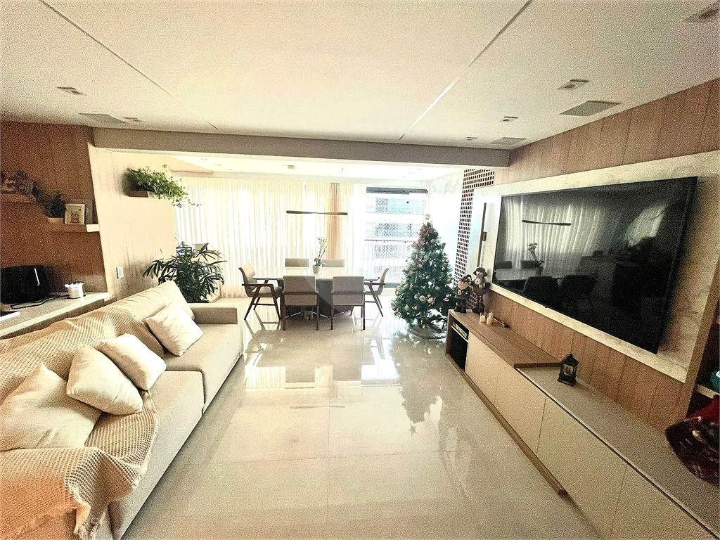 Apartamento em Perdizes com 2 suites e 2 vagas