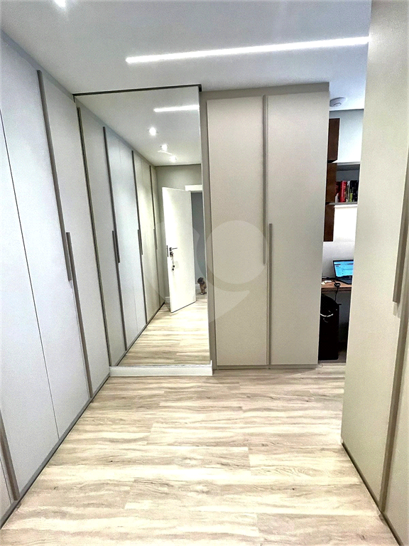 Apartamento em Perdizes com 2 suites e 2 vagas