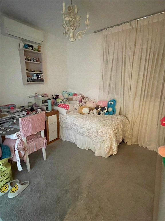 Experimente o máximo conforto e exclusividade neste apartamento de 170m² no Jardim Guedala, com 3 suítes.