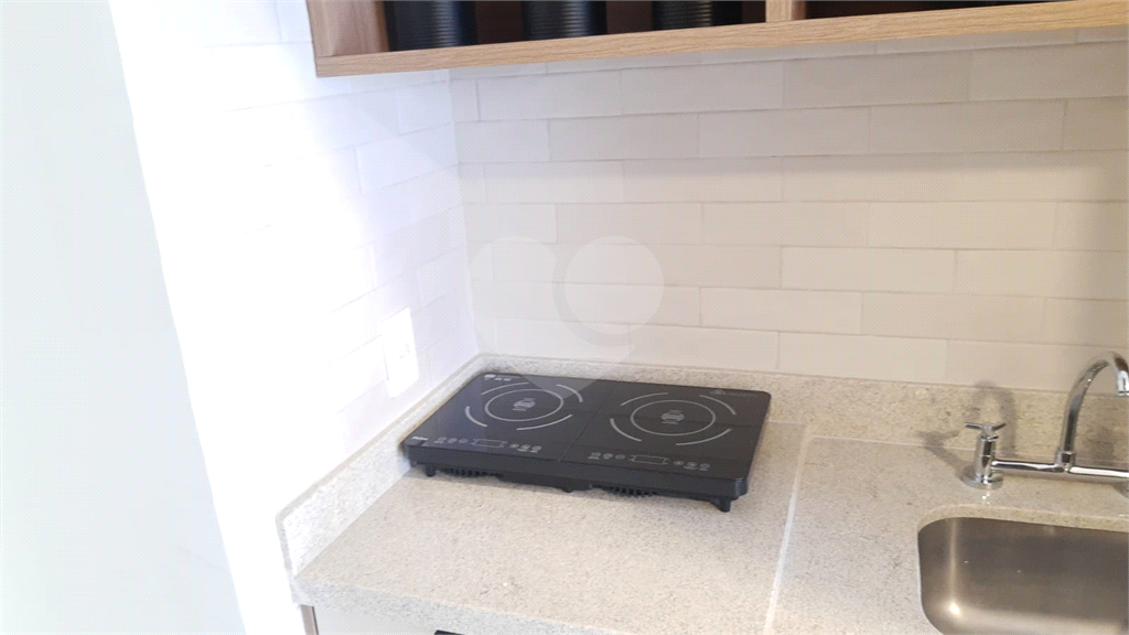 Apartamento Studio - Mobiliado e Equipado.