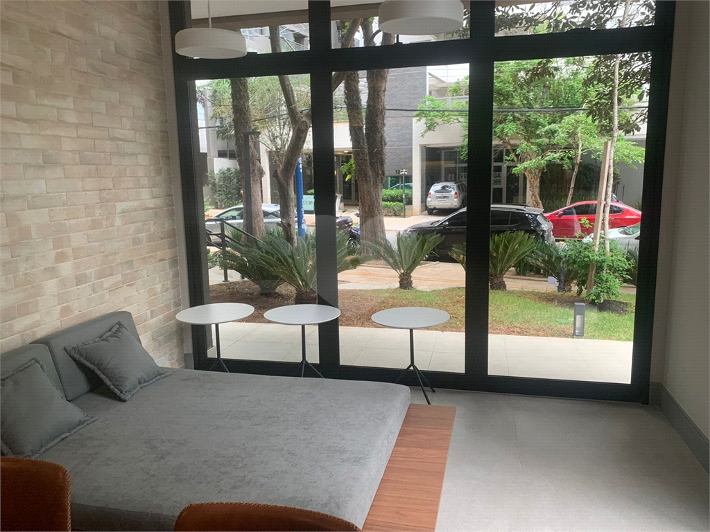 STUDIO MOBILIADO E EQUIPADO PARA LOCAÇÃO