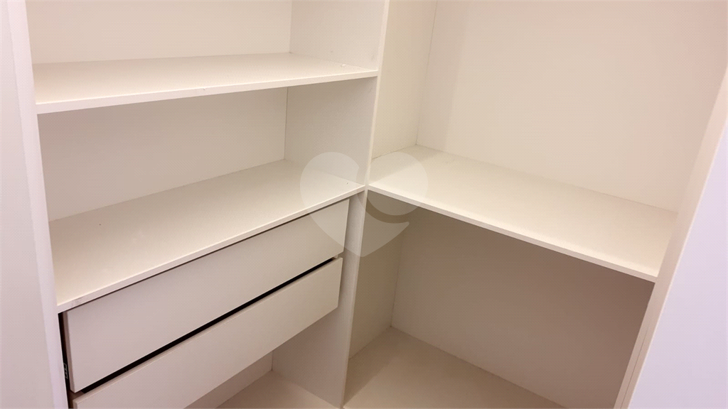 APARTAMENTO 2 QUARTOS 1 SUÍTE PRONTO PARA MORAR.