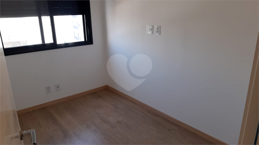APARTAMENTO 1 QUARTO SUÍTE GARAGEM MOBILIADO E EQUIPADO.