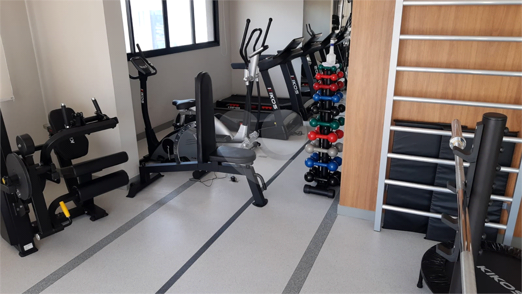 APARTAMENTO 1 QUARTO SUÍTE GARAGEM MOBILIADO E EQUIPADO.