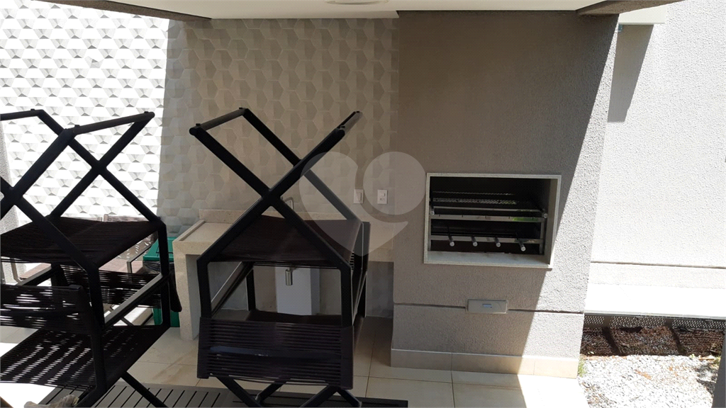 APARTAMENTO 1 QUARTO SUÍTE GARAGEM MOBILIADO E EQUIPADO.