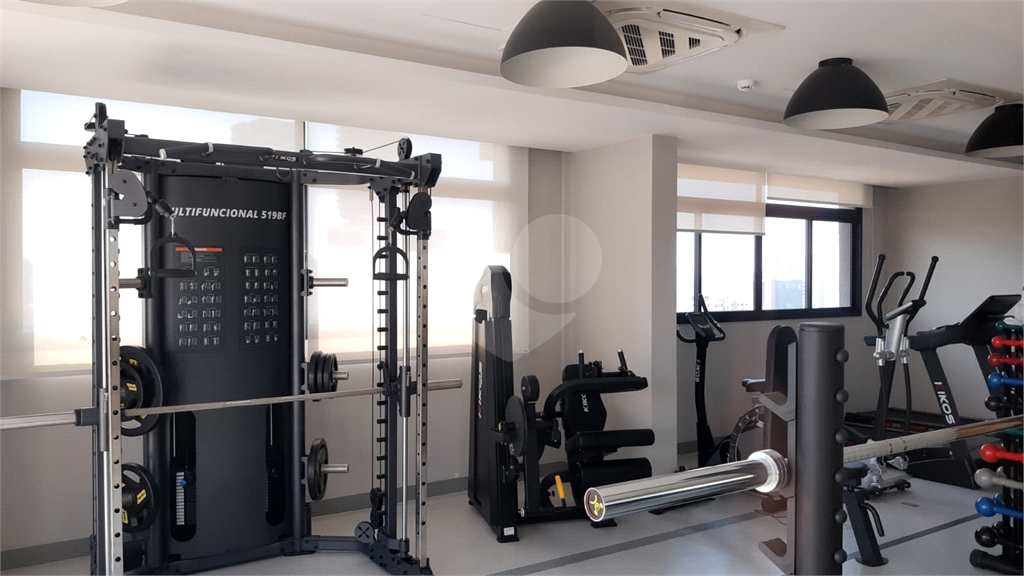 APARTAMENTO 1 QUARTO SUÍTE GARAGEM MOBILIADO E EQUIPADO.