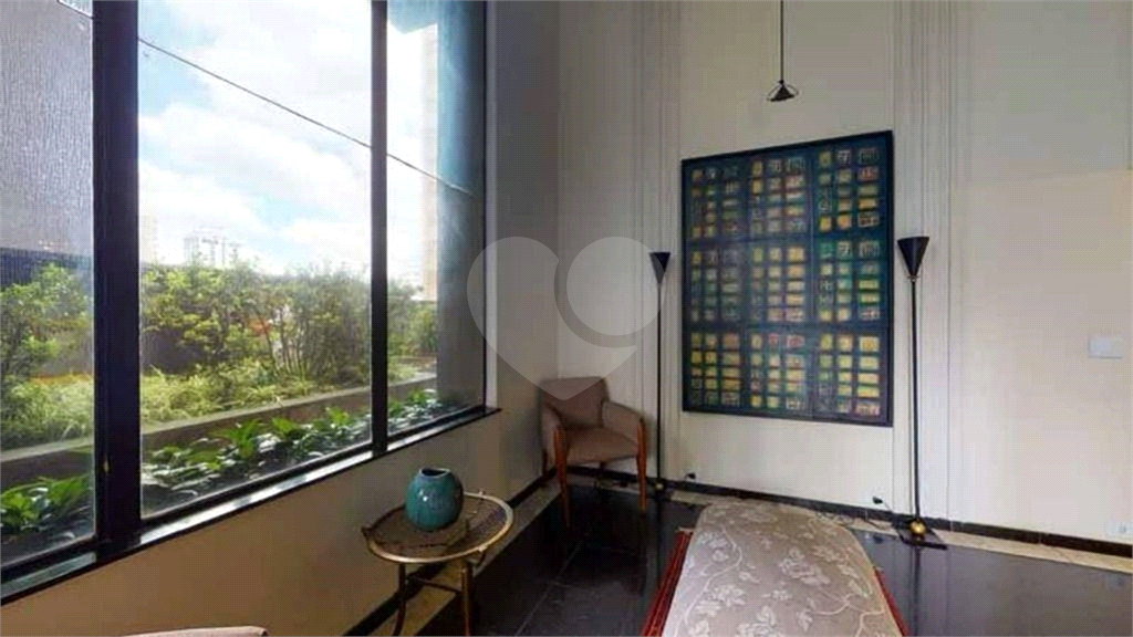 JARDIM AMÉRICA - APARTAMENTO REFORMADO DE 2 DORMITÓRIOS COM SUÍTE !