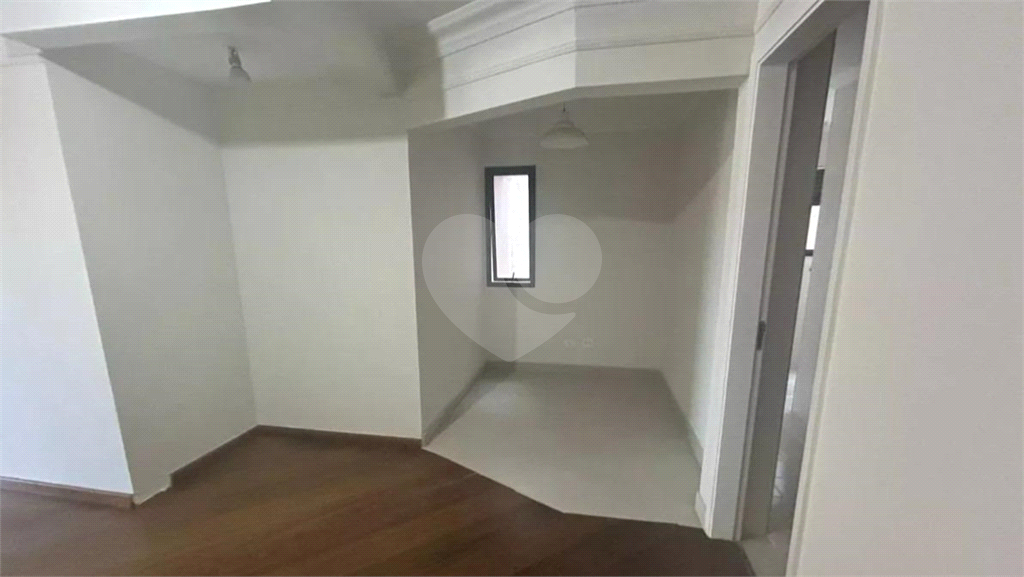 JARDIM AMÉRICA - APARTAMENTO REFORMADO DE 2 DORMITÓRIOS COM SUÍTE !