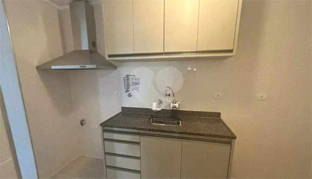 JARDIM AMÉRICA - APARTAMENTO REFORMADO DE 2 DORMITÓRIOS COM SUÍTE !