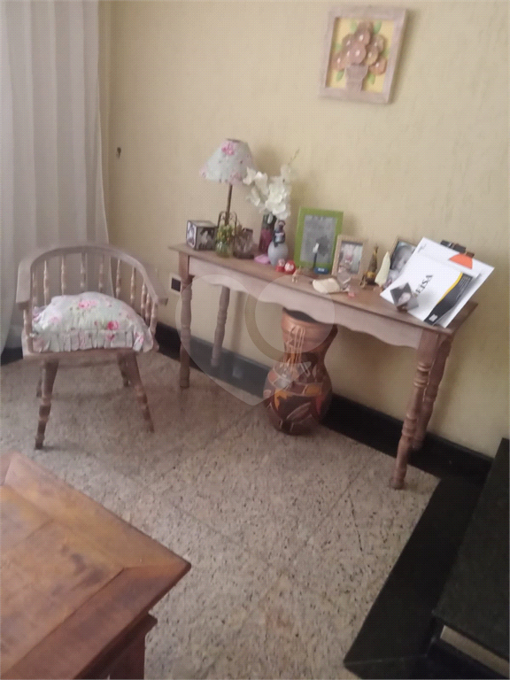 SOBRADO em SANTA TEREZINHA