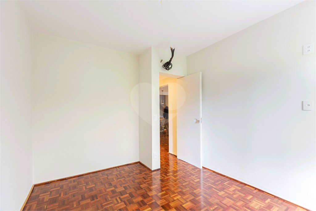 APARTAMENTO em ITAIM BIBI