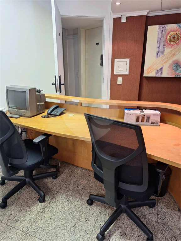 APARTAMENTO em ITAIM BIBI