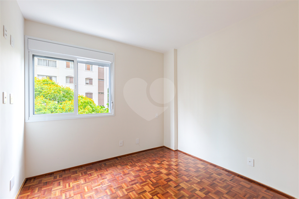 APARTAMENTO em ITAIM BIBI