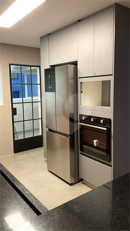 APARTAMENTO em ITAIM BIBI