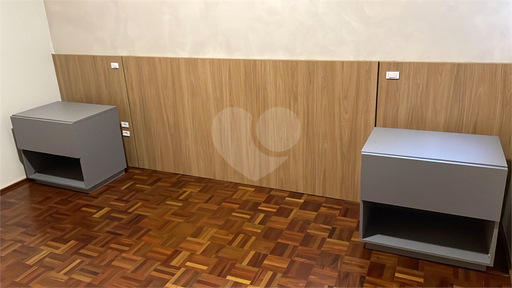 APARTAMENTO em ITAIM BIBI
