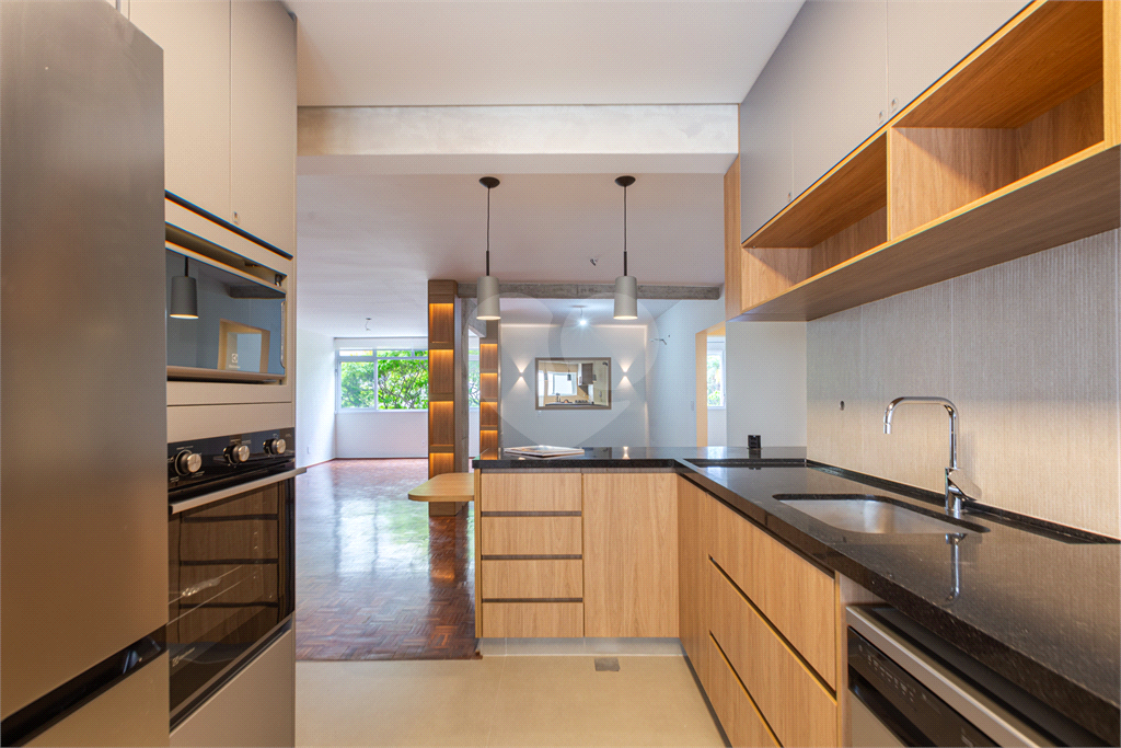 APARTAMENTO em ITAIM BIBI