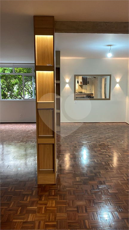 APARTAMENTO em ITAIM BIBI