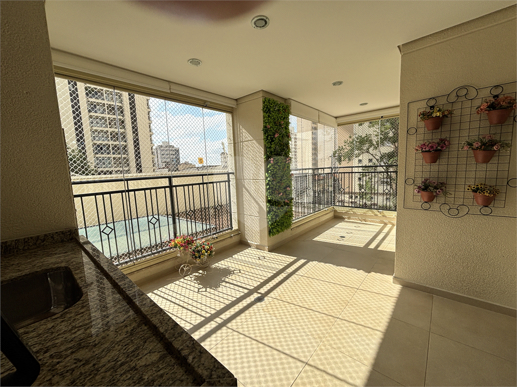 Apartamento com porteira fechada, com 3 dormitórios próximo metrô Santana