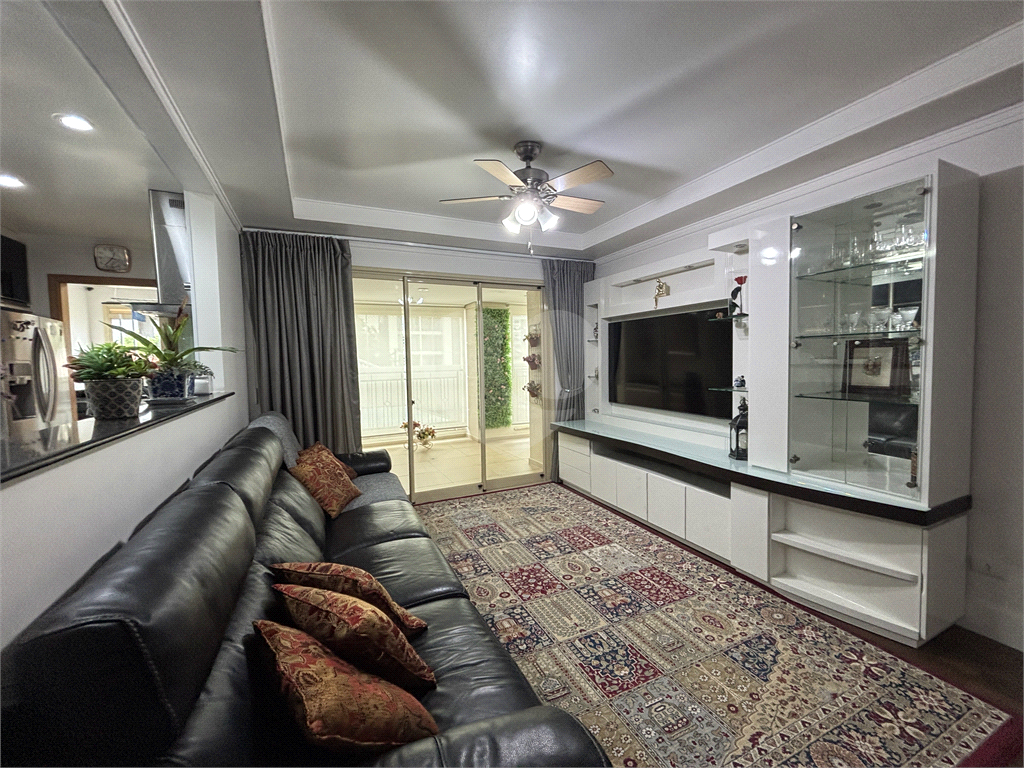 Apartamento com porteira fechada, com 3 dormitórios próximo metrô Santana