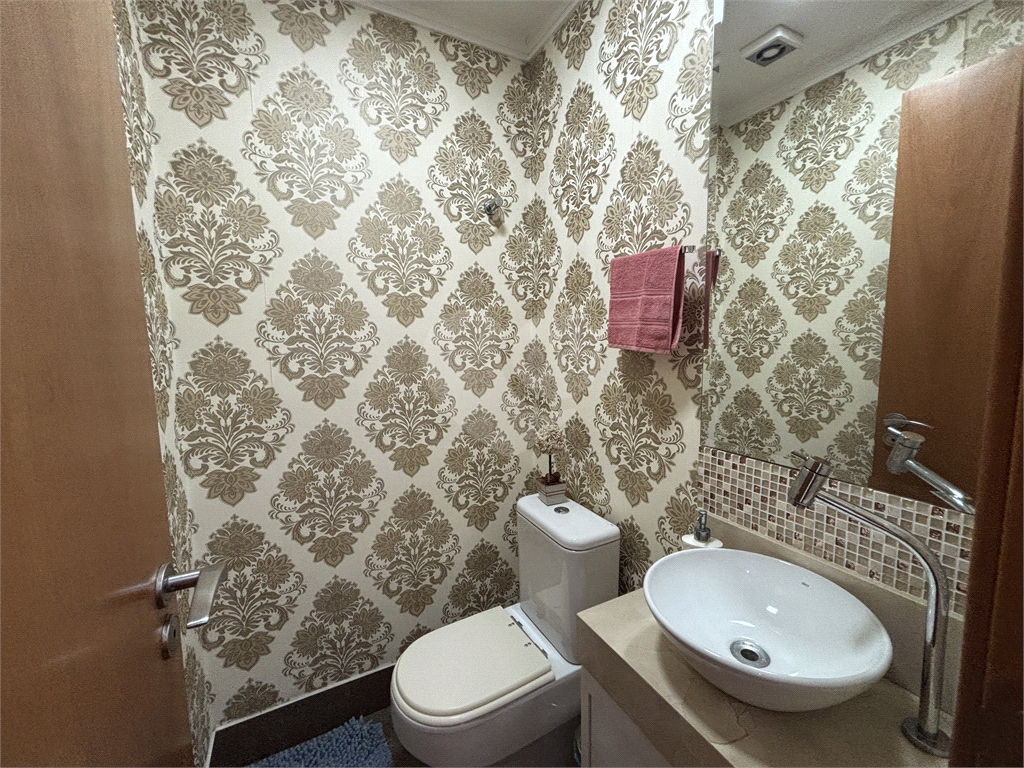 Apartamento com porteira fechada, com 3 dormitórios próximo metrô Santana